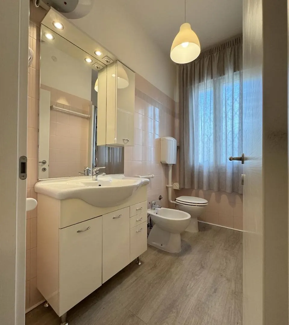 לידו די ג'סולו Pagoda - Home Immobiliare לידו די ג'סולו